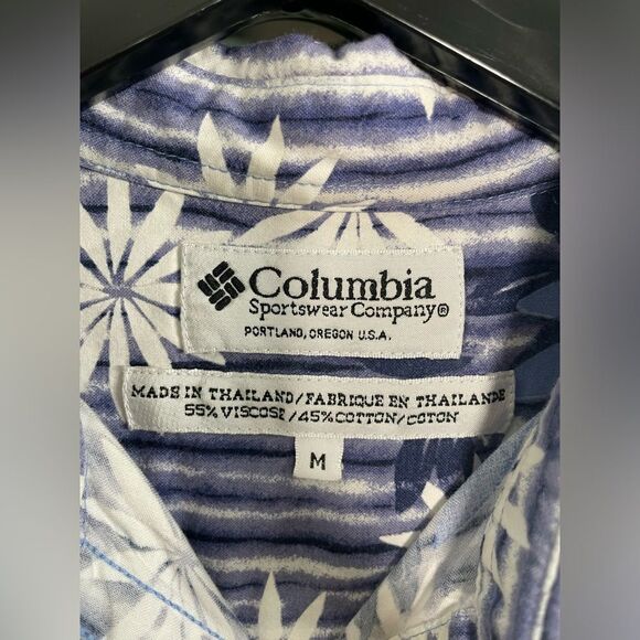 VTG Women’s Columbia Blue Hawaiian Floral Short Sleeve Button Up Blouse SZ M - Picture 3 of 5